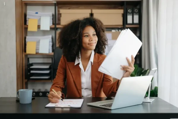 Admin Clerk Duties and Responsibilities: A Complete Guide